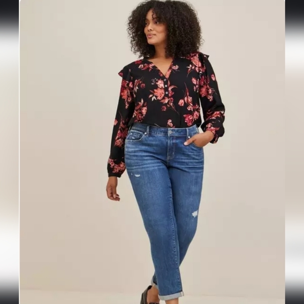 Torrid Black Challis Ruffle Trim Pullover Top/ Floral Print Flowy Blouse - Picture 1 of 10